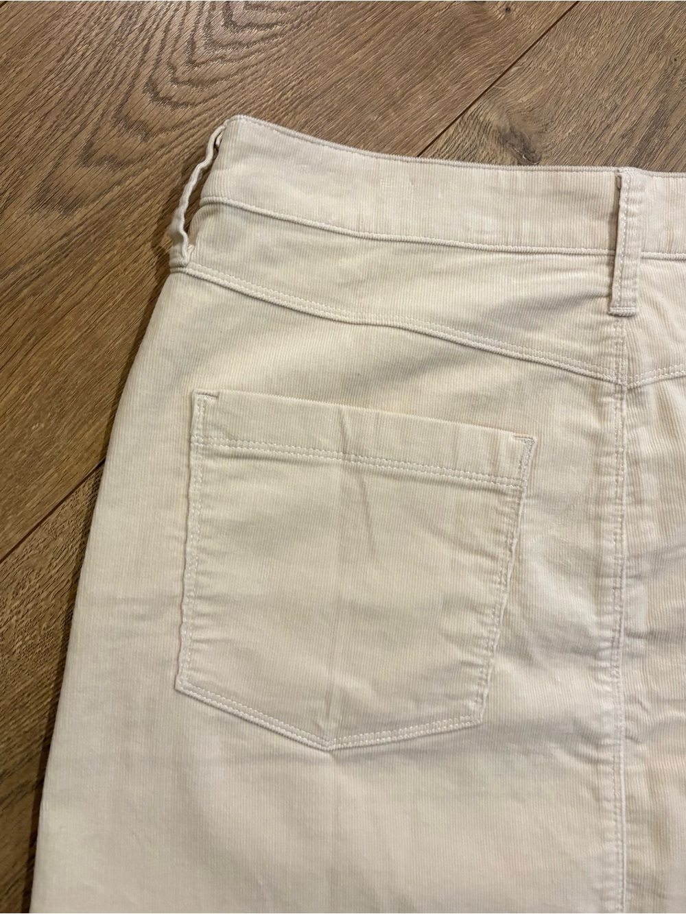 J.CREW Beige Corduroy Mini Skirt Size 10 Stretch Button Closure - Picture 8 of 8